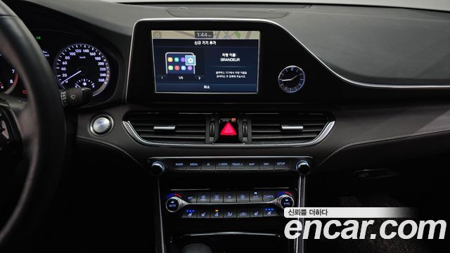 Hyundai Grandeur (IG) 2.4 Premium 2017 — фото 14
