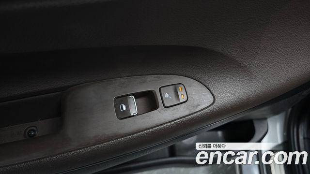 Hyundai Grandeur (IG) 2.4 Premium 2017 — фото 27