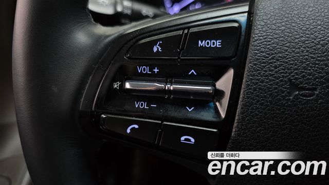 Hyundai Grandeur (IG) 2.4 Premium 2017 — фото 30