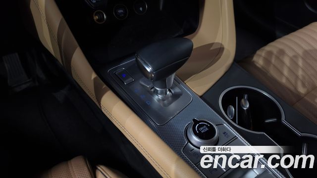 Genesis G70 Gasoline 2.0T 4WD 2022 — фото 9