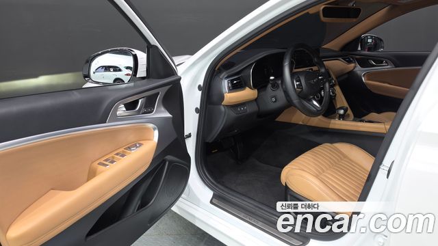 Genesis G70 Gasoline 2.0T 4WD 2022 — фото 10