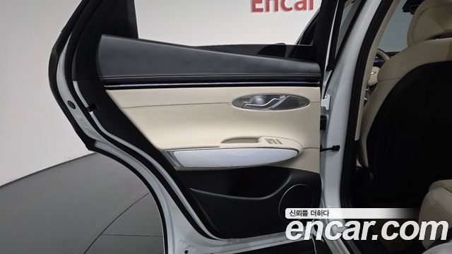 Genesis GV70 2.5T Gasoline 2WD 2025 — фото 25