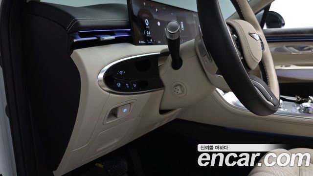 Genesis GV70 2.5T Gasoline 2WD 2025 — фото 30
