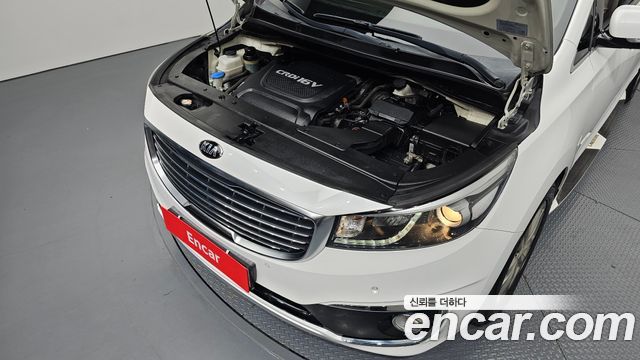 Kia Carnival 9-seater Prestige 2018 — фото 6