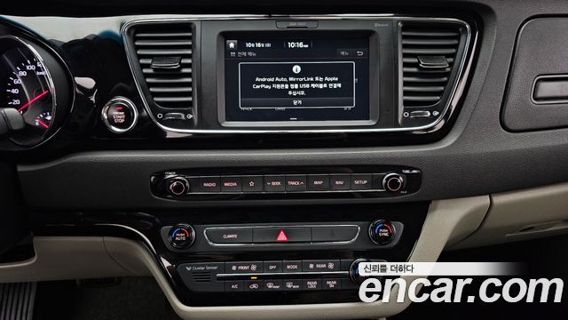 Kia Carnival 9-seater Prestige 2018 — фото 14