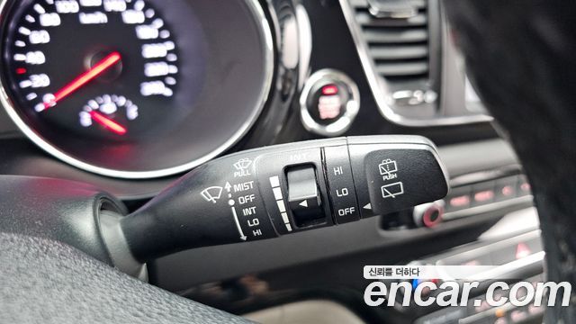 Kia Carnival 9-seater Prestige 2018 — фото 28
