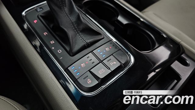 Kia Carnival 9-seater Prestige 2018 — фото 32