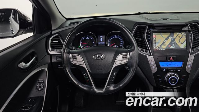 Hyundai Santa Fe (DM) Diesel(e-VGT) 2.0 2WD Premium 2013 — фото 12