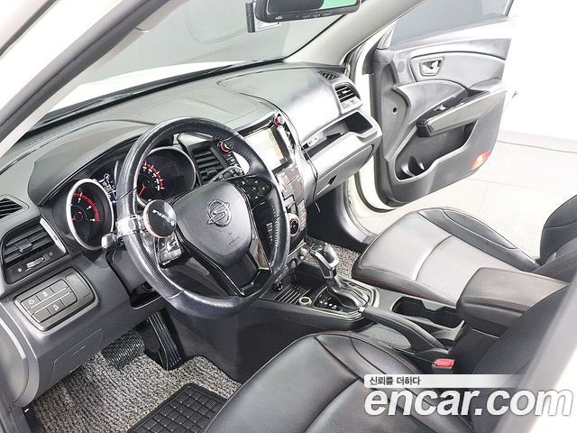 KG Mobility (SsangYong) Tivoli Air Diesel IX 2WD 2019 — фото 21