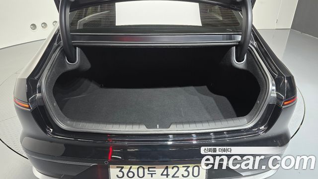 Hyundai Grandeur Hybrid (GN7) Premium 2023 — фото 32