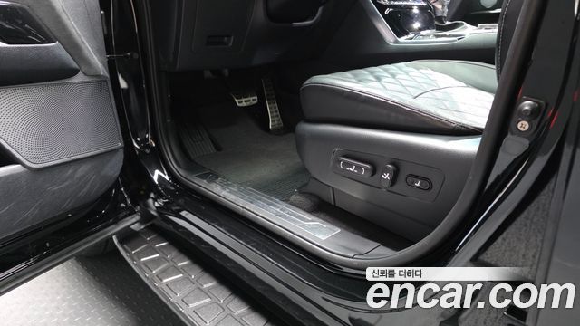 Kia Mohave The Master Diesel 3.0 4WD 6-Seater Masters Gravity 2023 — фото 36
