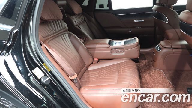 Genesis G90 (RS4) Gasoline 3.5 Turbo AWD 2022 — фото 12