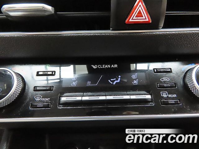 Hyundai Sonata (DN8) 2.0 Premium Family 2020 — фото 24