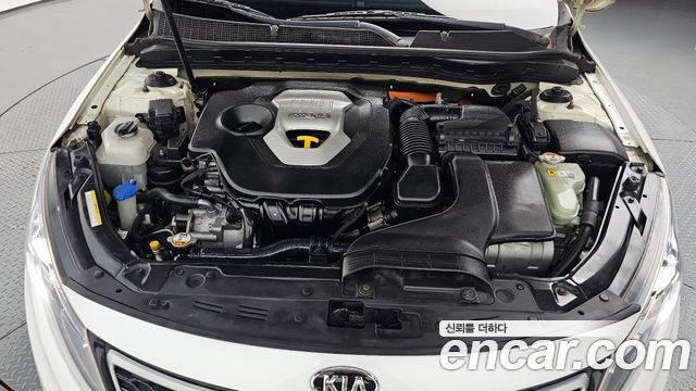 Kia K5 Hybrid Prestige 2012 — фото 6