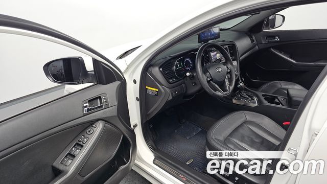 Kia K5 Hybrid Prestige 2012 — фото 10