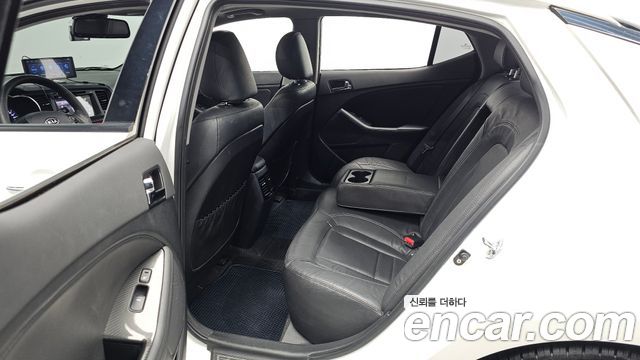 Kia K5 Hybrid Prestige 2012 — фото 11