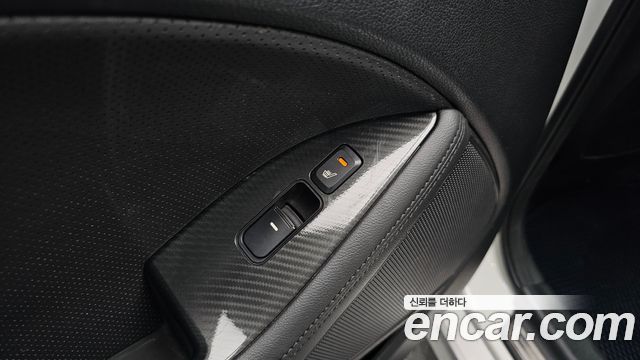 Kia K5 Hybrid Prestige 2012 — фото 19