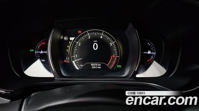 Renault Korea QM6 2.0 LPe LE Signature 2WD 2022 — фото 8