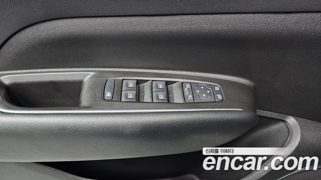 Renault Korea QM6 2.0 LPe LE Signature 2WD 2022 — фото 18