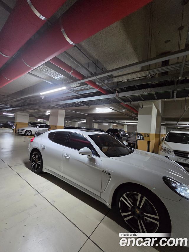 Porsche Panamera 3.6 AWD 970 2015 — фото 2