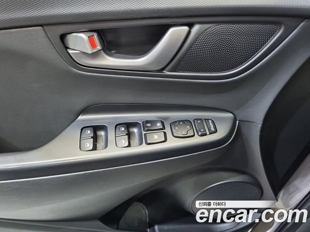 Hyundai Kona 1.6 Turbo 2WD Modern pop 2018 — фото 19