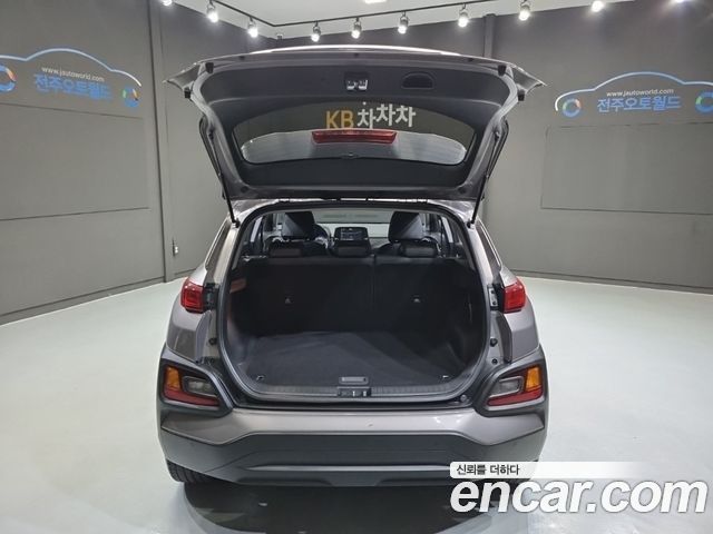 Hyundai Kona 1.6 Turbo 2WD Modern pop 2018 — фото 23