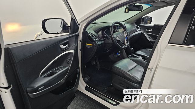 Hyundai Santa Fe (DM) Diesel(e-VGT) 2.0 4WD Premium 2014 — фото 10