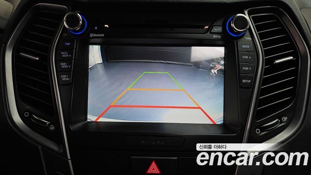 Hyundai Santa Fe (DM) Diesel(e-VGT) 2.0 4WD Premium 2014 — фото 15