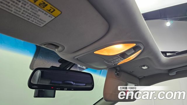 Hyundai Santa Fe (DM) Diesel(e-VGT) 2.0 4WD Premium 2014 — фото 18