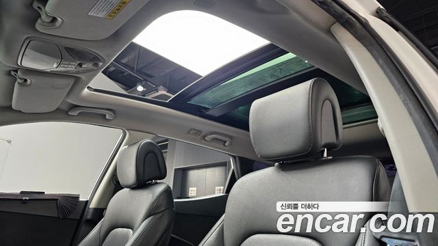 Hyundai Santa Fe (DM) Diesel(e-VGT) 2.0 4WD Premium 2014 — фото 19