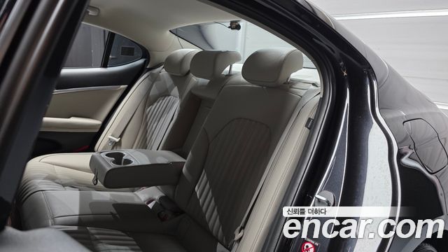 Genesis G70 2.0T AWD Supreme 2018 — фото 12