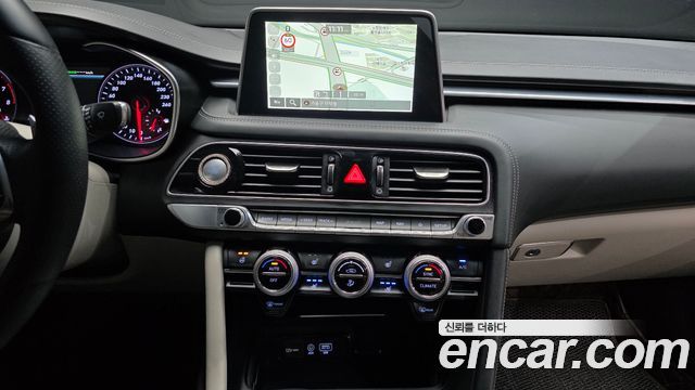Genesis G70 2.0T AWD Supreme 2018 — фото 29