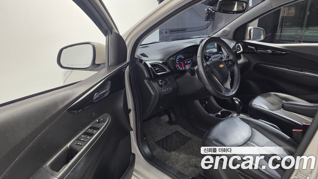 Chevrolet Spark Premier 2019 — фото 10