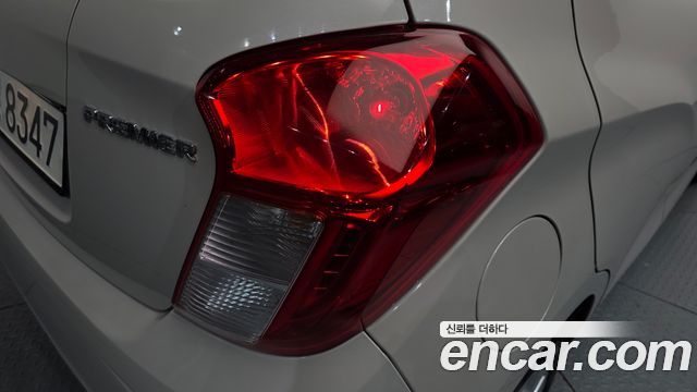 Chevrolet Spark Premier 2019 — фото 23