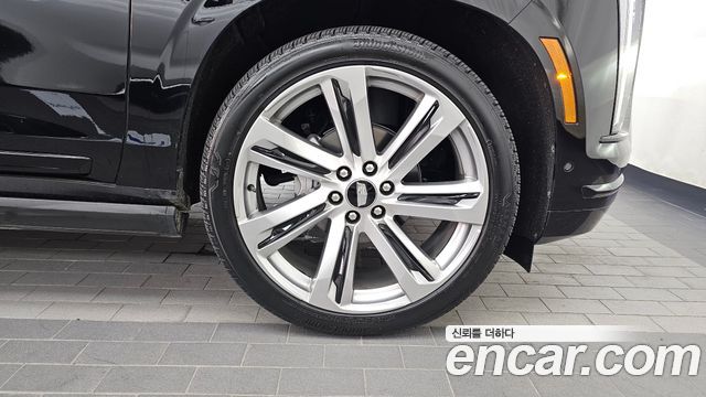 Cadillac Escalade (V) 6.2 ESV ESV Sports Platinum 2025 — фото 21