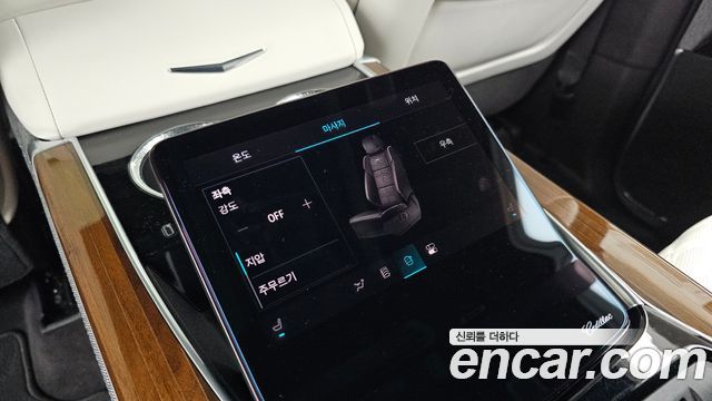 Cadillac Escalade (V) 6.2 ESV ESV Sports Platinum 2025 — фото 32
