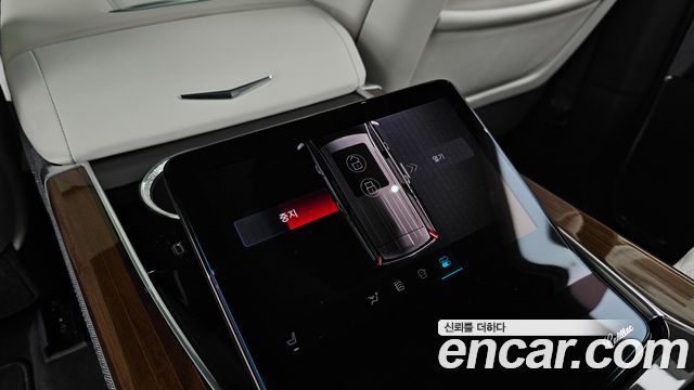 Cadillac Escalade (V) 6.2 ESV ESV Sports Platinum 2025 — фото 39