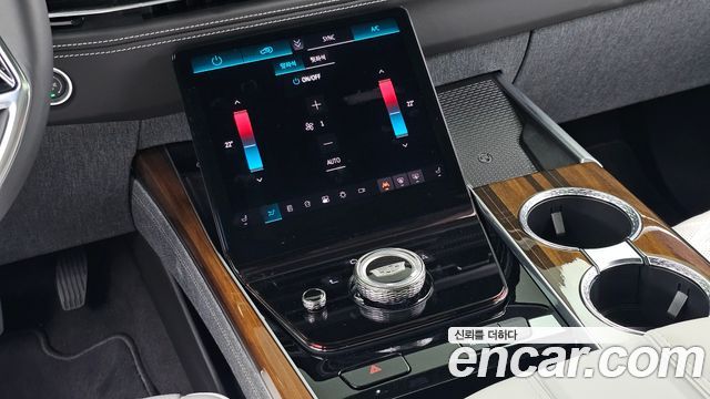 Cadillac Escalade (V) 6.2 ESV ESV Sports Platinum 2025 — фото 40