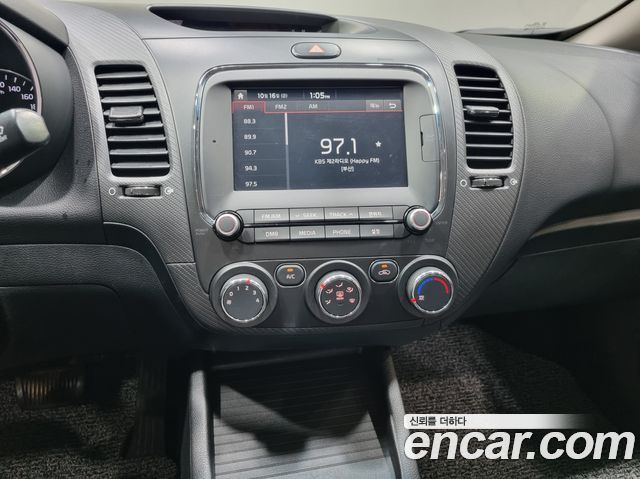 Kia K3 Trendy 2018 — фото 15