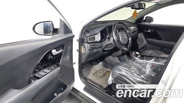 Kia Niro EV Prestige 2019 — фото 10
