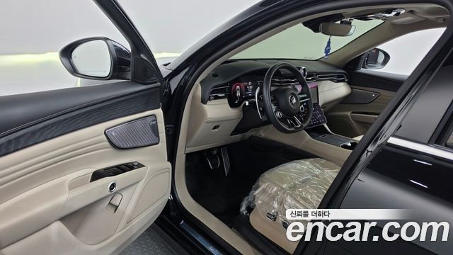 Maserati Grecale 2.0 AWD GT Type P 2023 — фото 10
