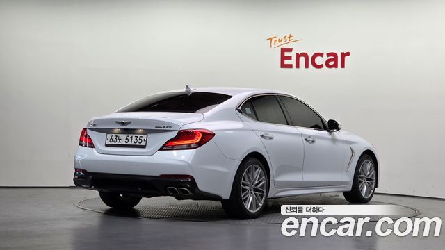 Genesis G70 2.2D AWD Advanced 2018 — фото 2