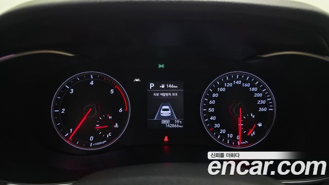 Genesis G70 2.2D AWD Advanced 2018 — фото 8