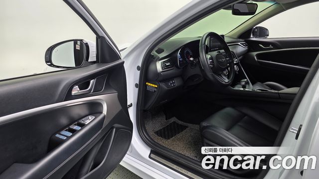 Genesis G70 2.2D AWD Advanced 2018 — фото 11