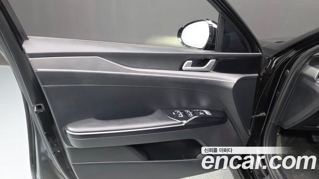 Kia K5 (III) 2.0 Trendy 2023 — фото 30