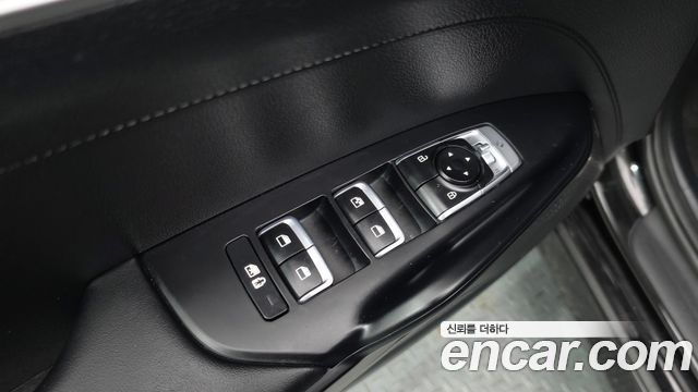 Kia K5 (III) 2.0 Trendy 2023 — фото 33