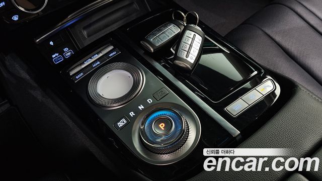 Genesis G80 (RG3) Gasoline 2.5 Turbo AWD 2022 — фото 9