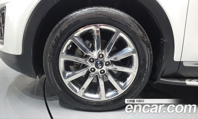 Kia Sorento Diesel 2.0 2WD Noblesse 2016 — фото 5