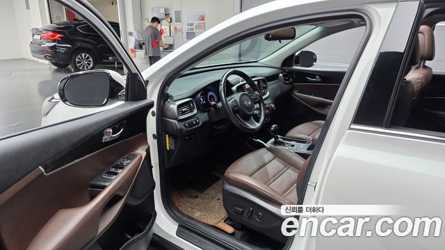 Kia Sorento Diesel 2.0 2WD Noblesse 2016 — фото 10