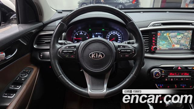 Kia Sorento Diesel 2.0 2WD Noblesse 2016 — фото 15